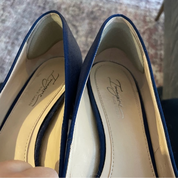 Imagine Vince Camuto Satin Helsh Pump - Picture 4 of 12